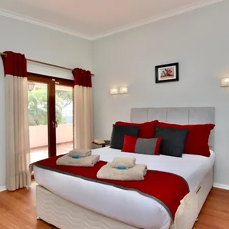Oasis By Cleverdetails Private Pool, Walk Distance