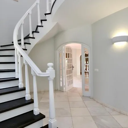 Βίλα Oasis By Cleverdetails Private Pool, Walk Distance Βιλαμούρα